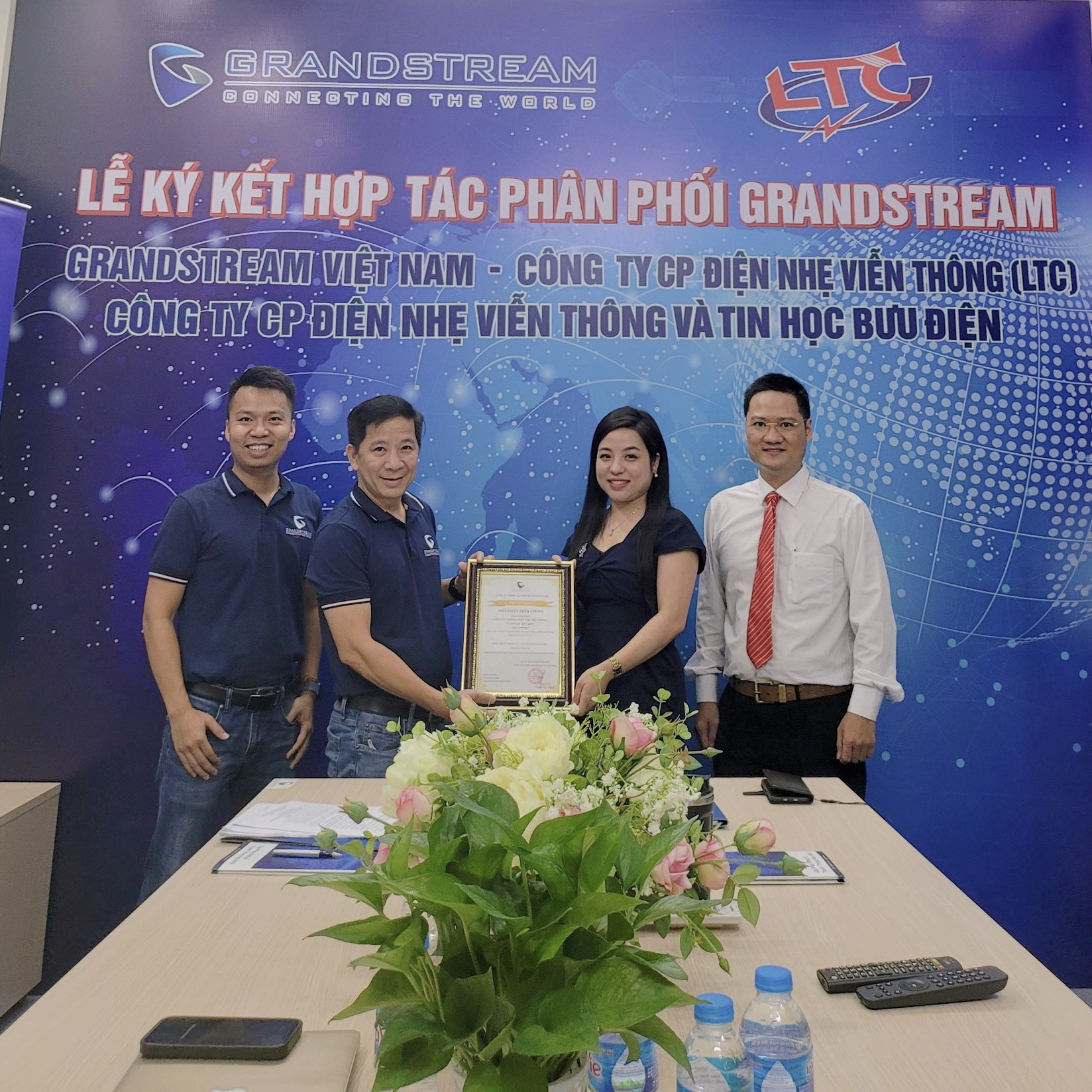 Grandstream Việt Nam đã ký chứng nhận LTC là nhà phân phối chiến lược các dòng sản phẩm và giải pháp của Grandstream tại thị trường Việt Nam.